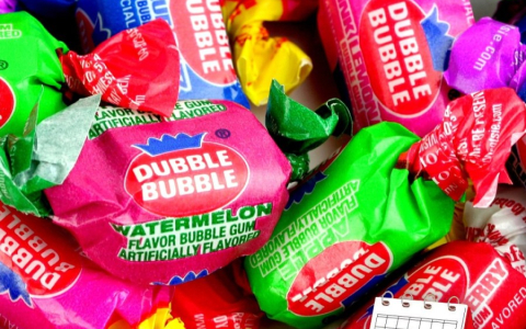 It's September 23rd and it's Bubble Gum Day 