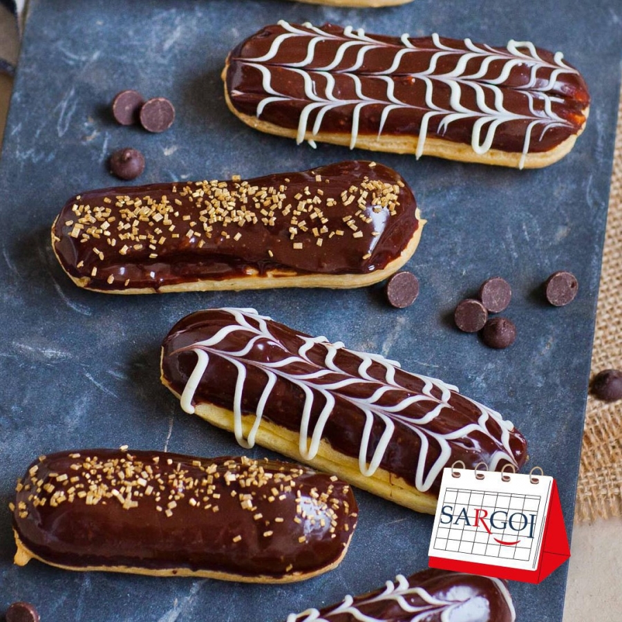 It's June 22th: Chocolate Eclair Day